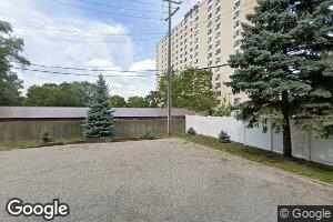 255 W 14 Mile Rd, Clawson, MI 48017