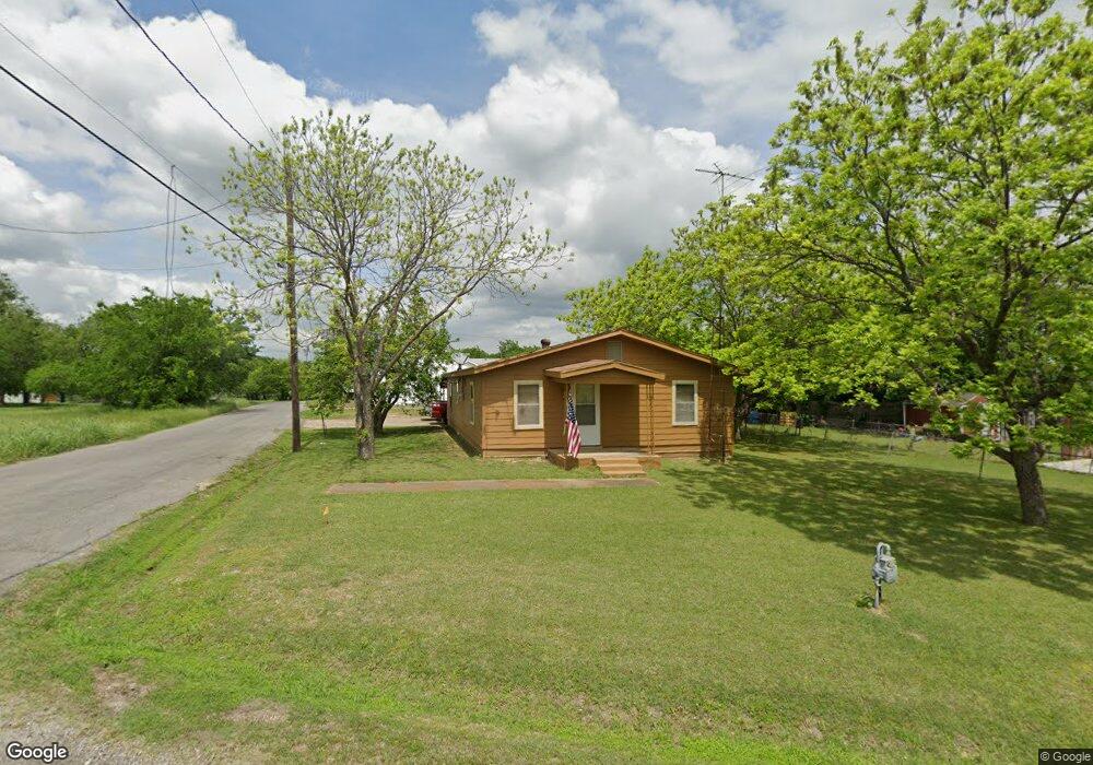 1406 Daffan Ave, Ennis, TX 75119 - photo 1