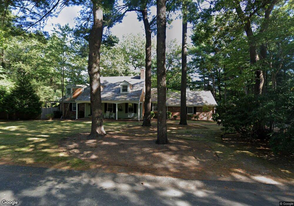 10 Mast Hill Rd, Hingham, MA 02043 - photo 1