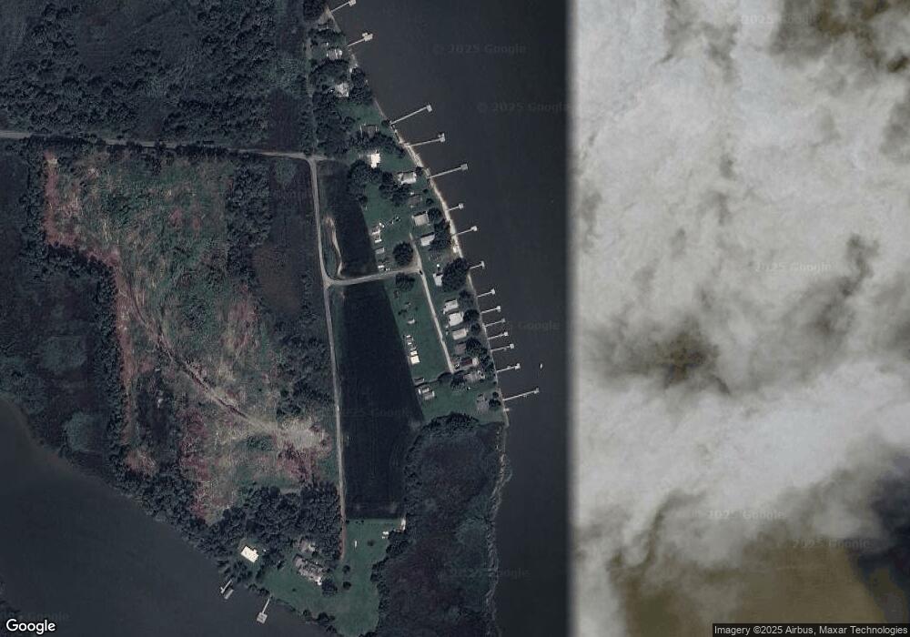 199 Lands End Rd, Tappahannock, VA 22560 - photo 1