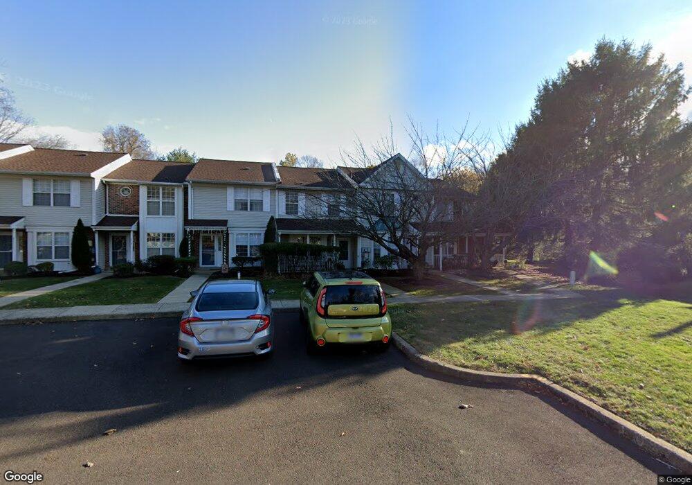 214 Leedom Way unit 125, Newtown, PA 18940 - photo 1