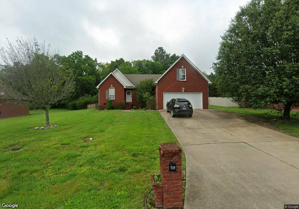 102 Brooklyn Cir, Shelbyville, TN 37160 - photo 1