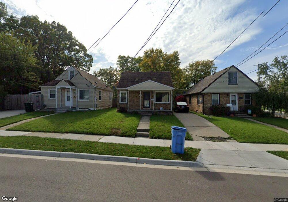 1423 Kelsey Ave, Lansing, MI 48910 - photo 1