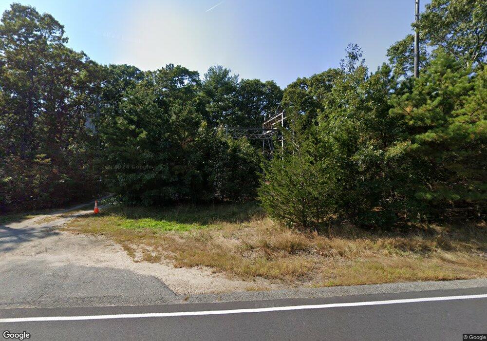 1707 Santuit Newtown Rd, Cotuit, MA 2635 - photo 1