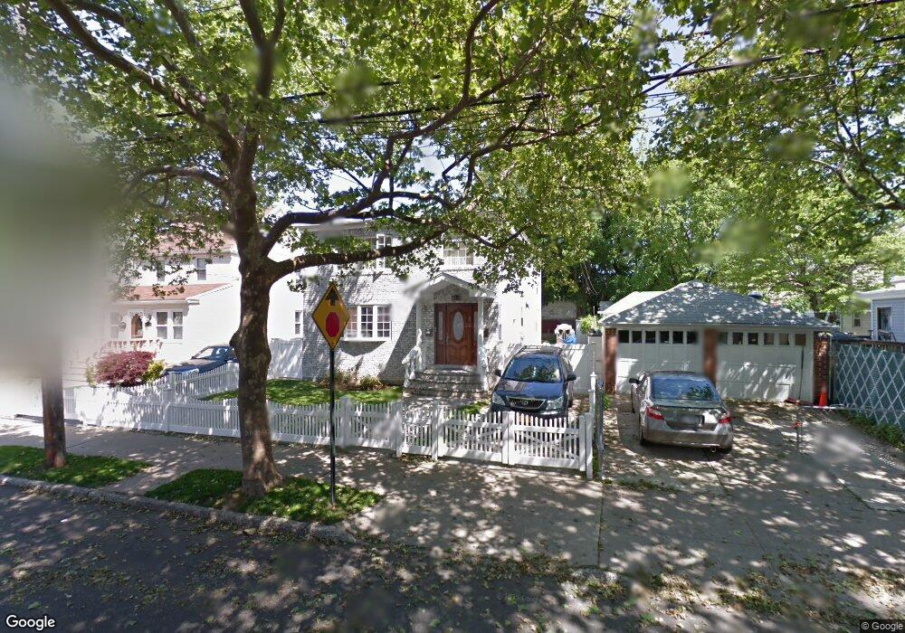 162-31 75th Ave unit 2, Flushing, NY 11366 - photo 1