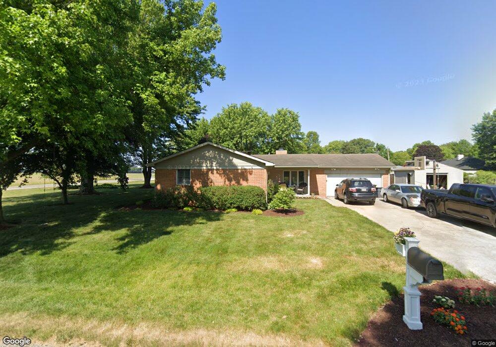 113 W Cicero Heights Dr, Tipton, IN 46072 - photo 1