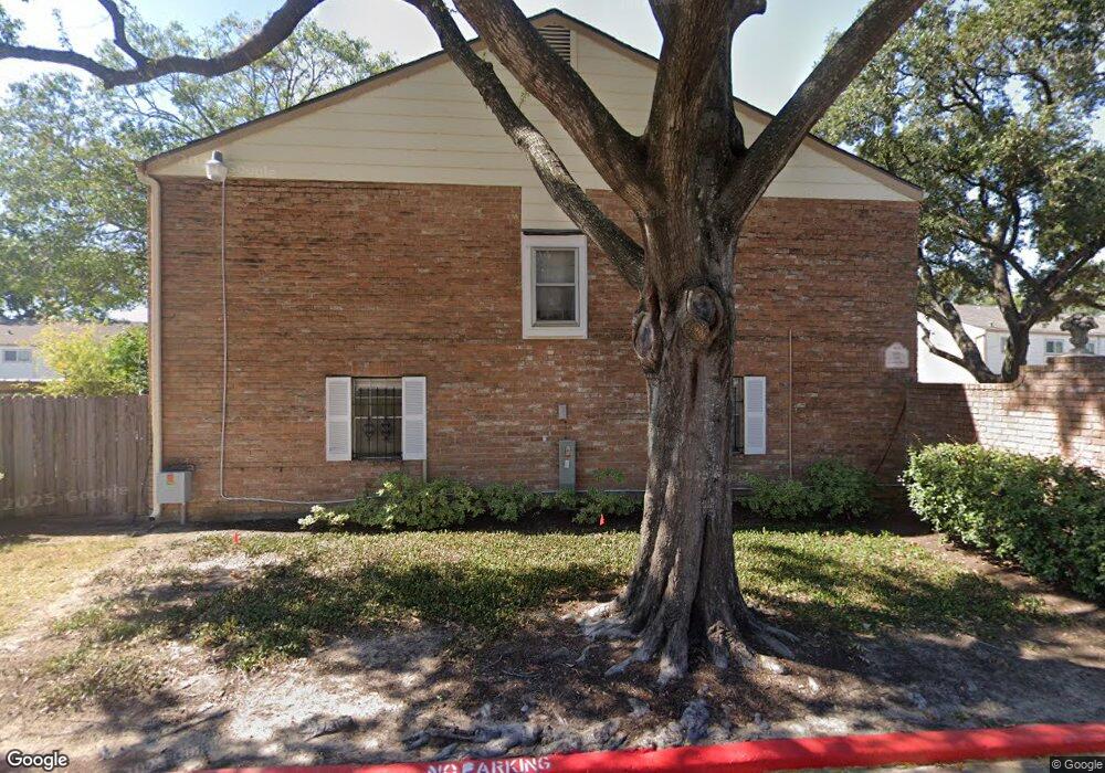 1231 Country Place Dr, Houston, TX 77079 - photo 1