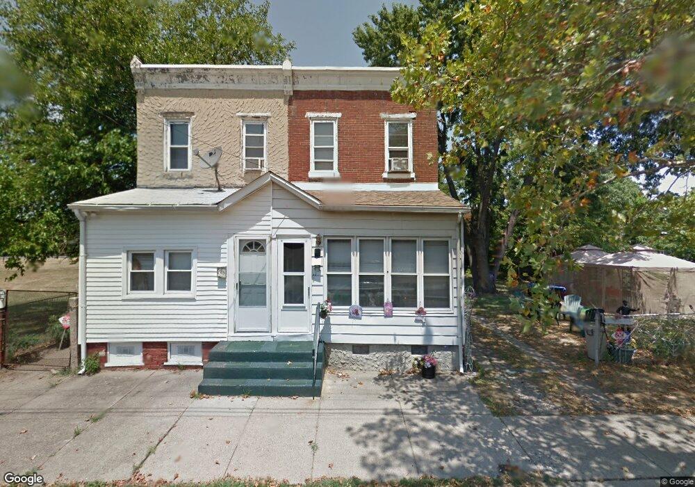 687 Jefferson St, Camden, NJ 08104 - photo 1