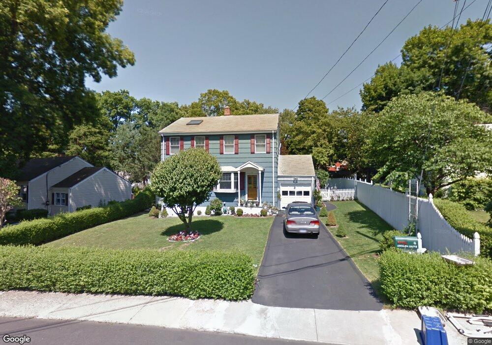 4 Ambler Dr, Norwalk, CT 06851 - photo 1