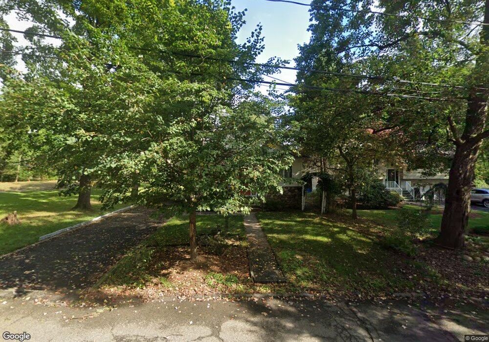 173 Midwood Rd, Paramus, NJ 07652 - photo 1