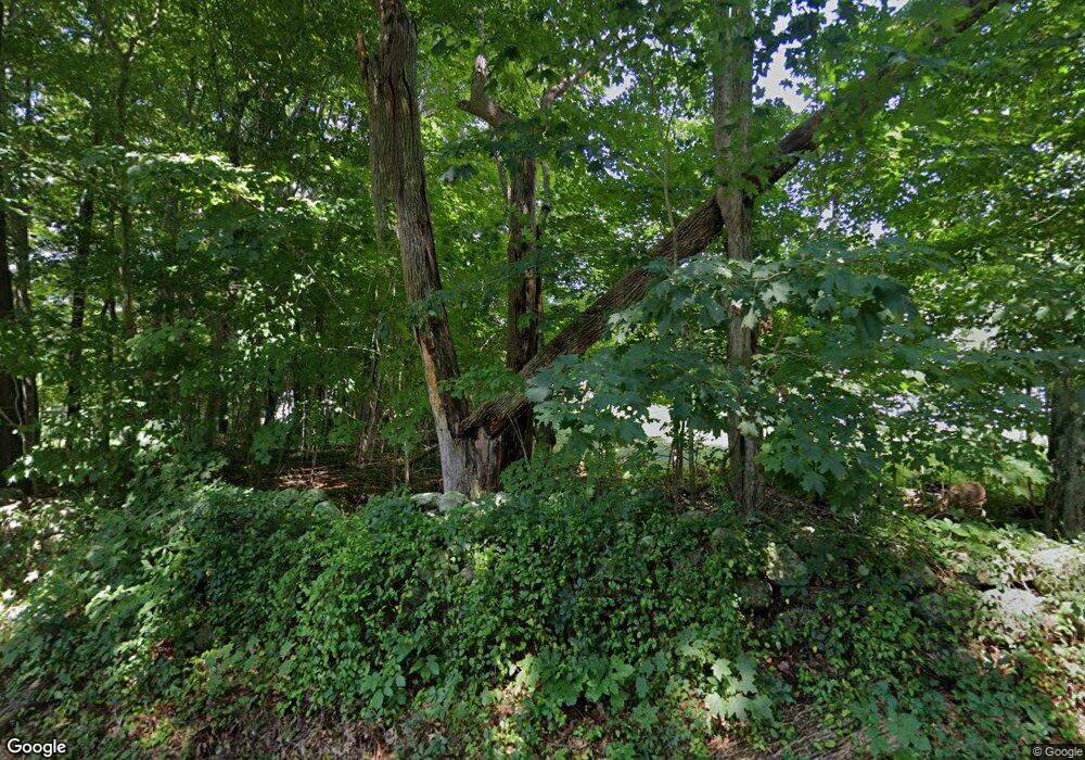 36 Burr Rd, Old Lyme, CT 06371 - photo 1