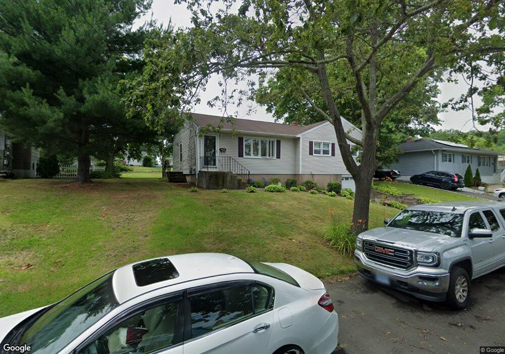 136 Huntington Rd, New Haven, CT 06512 - photo 1