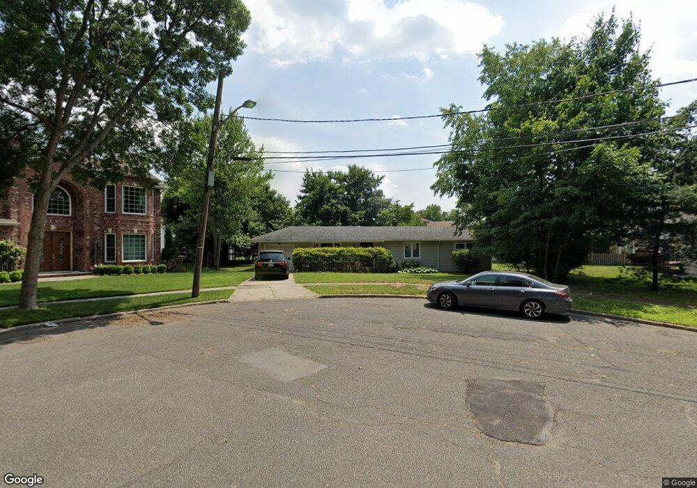 376 5th Ct, River Edge, NJ 07661 - photo 1