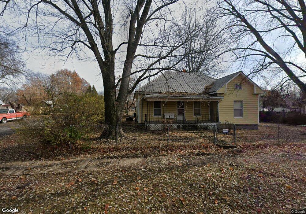 1300 S 12th St, Parsons, KS 67357 - photo 1