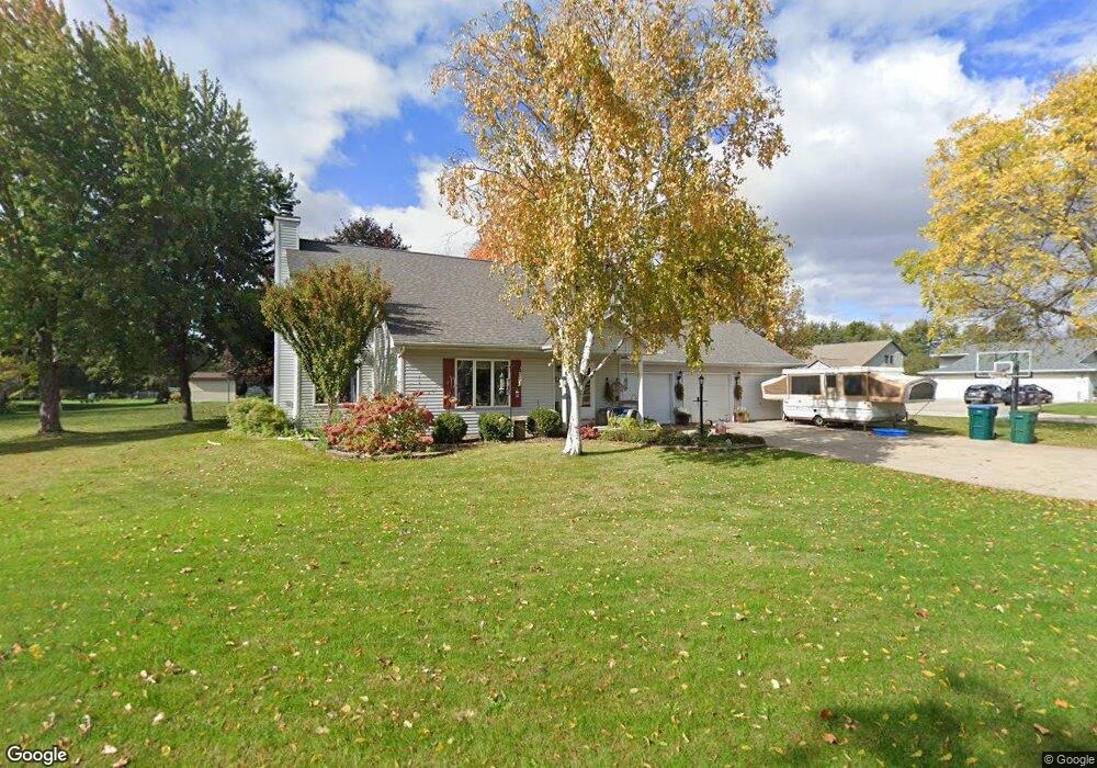 3705 N Shawnee Ave, Appleton, WI 54914 - photo 1