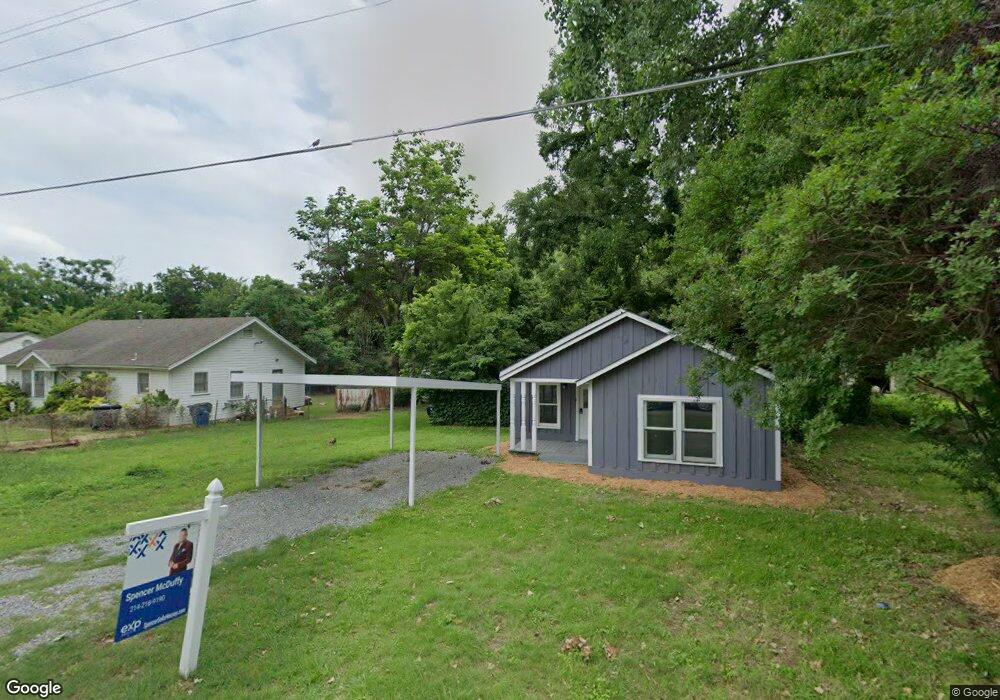 920 Dubois St, Denison, TX 75020 - photo 1