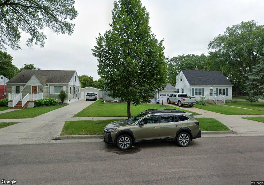 1405 7th St N, Fargo, ND 58102 - photo 1