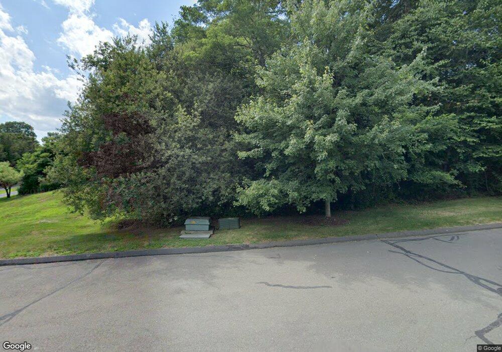 69 Beech Tree Ln, Monroe, CT 06468 - photo 1