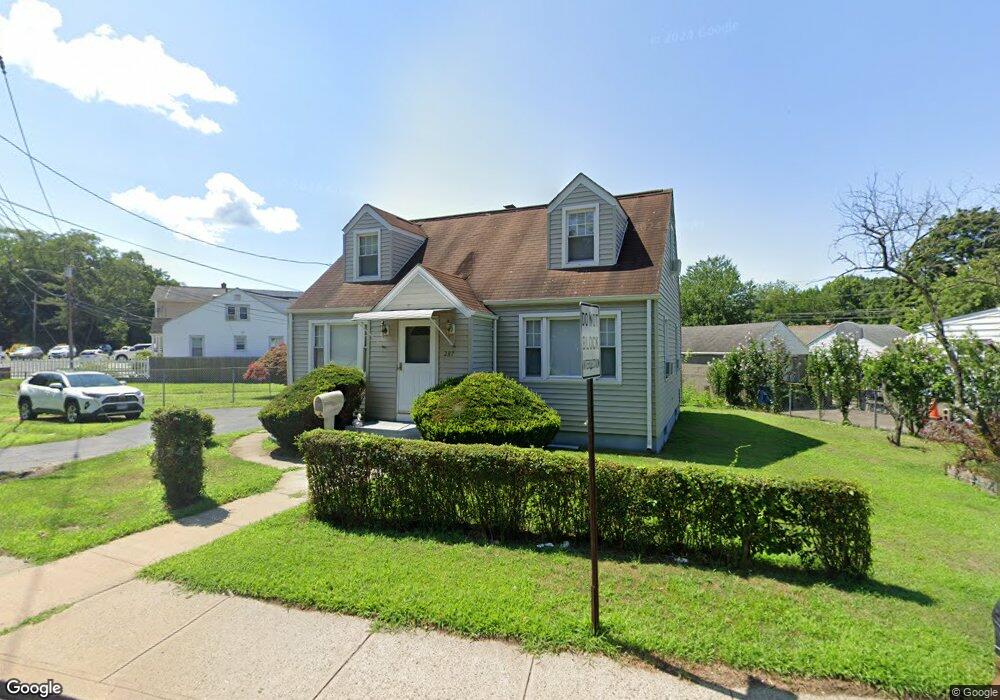 287 Chopsey Hill Rd, Bridgeport, CT 06606 - photo 1