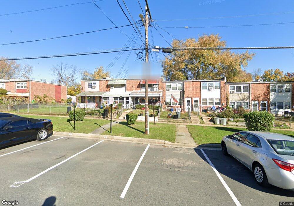 938 Imperial Ct, Halethorpe, MD 21227 - photo 1