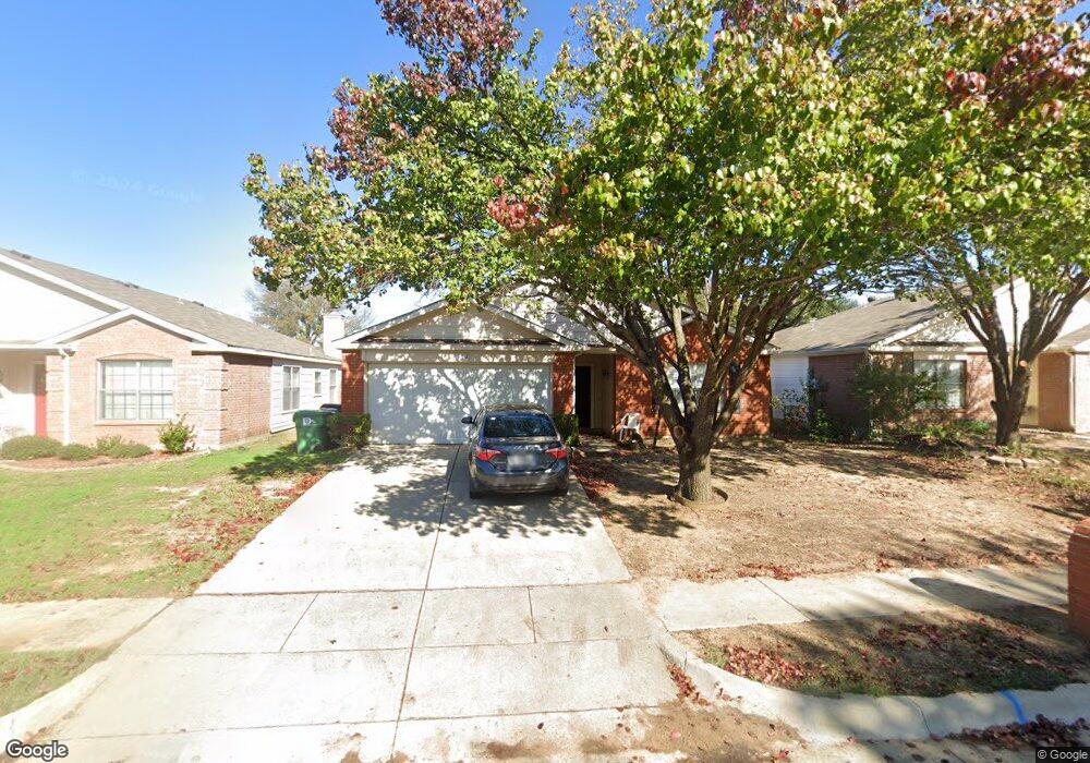 1112 Springcreek Dr, Denton, TX 76210 - photo 1