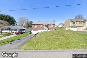 1898 Willett Dr, Johnstown, PA 15905