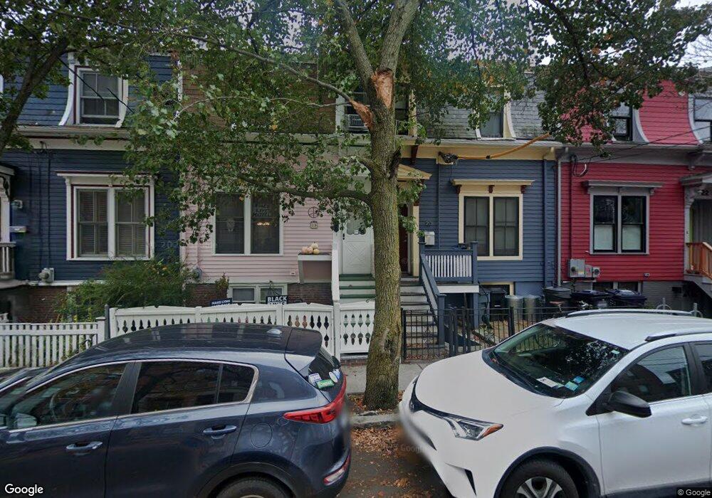 18 Upton St, Cambridge, MA 02139 - photo 1