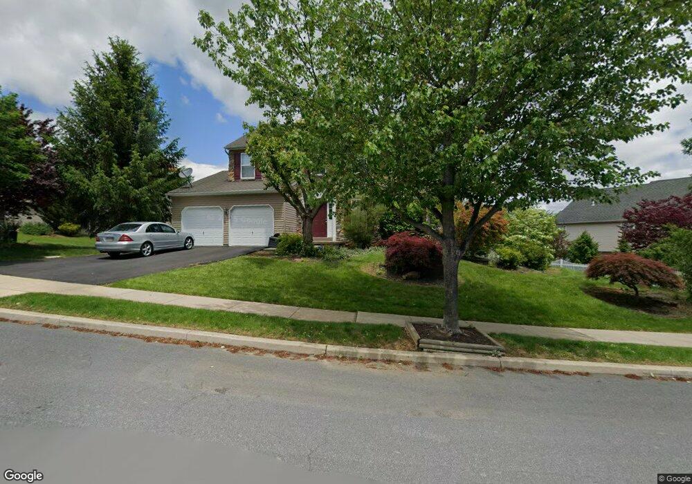 7119 Hearth Ln, Macungie, PA 18062 - photo 1