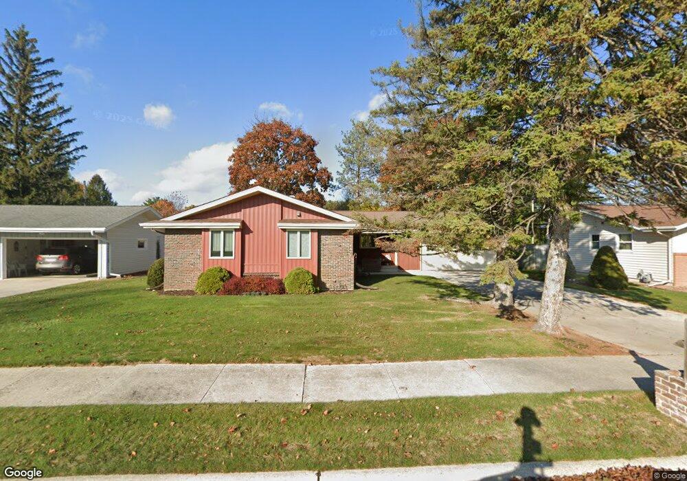 2320 41st St, Two Rivers, WI 54241 - photo 1