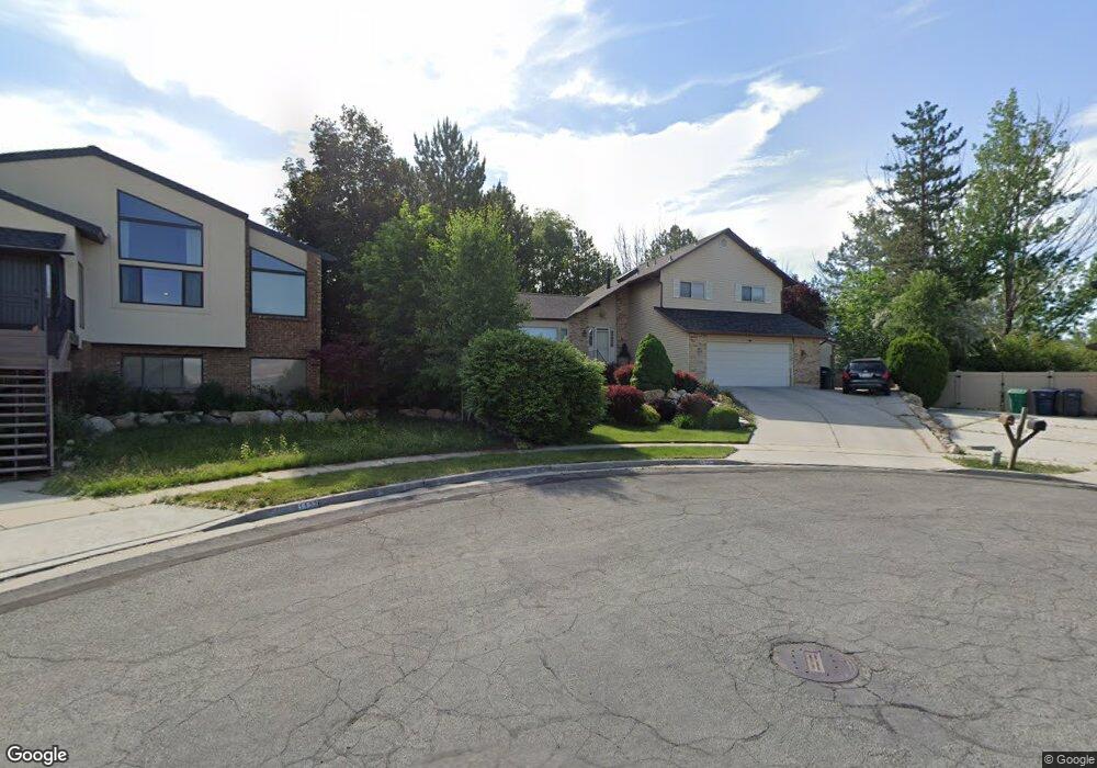 1132 Pebble Hills Cir, Sandy, UT 84094 - photo 1