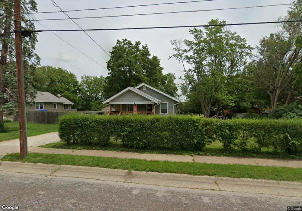 3415 E 32nd St, Des Moines, IA 50317 - photo 1