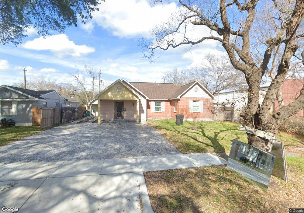 7533 Edna St, Houston, TX 77087 - photo 1