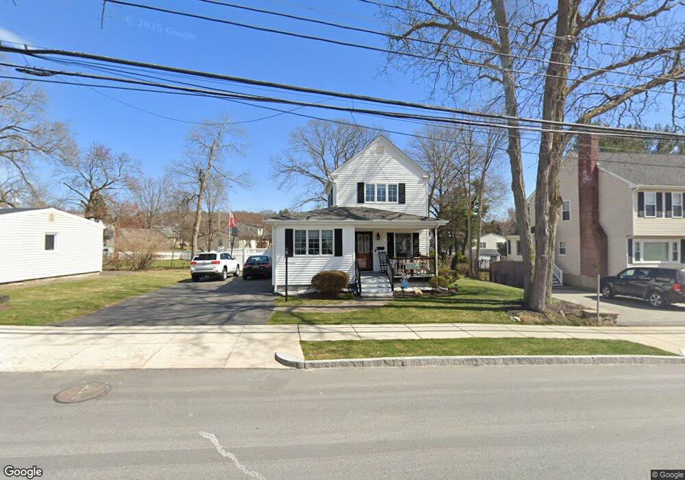 35 Oak St, Stoneham, MA 02180 - photo 1