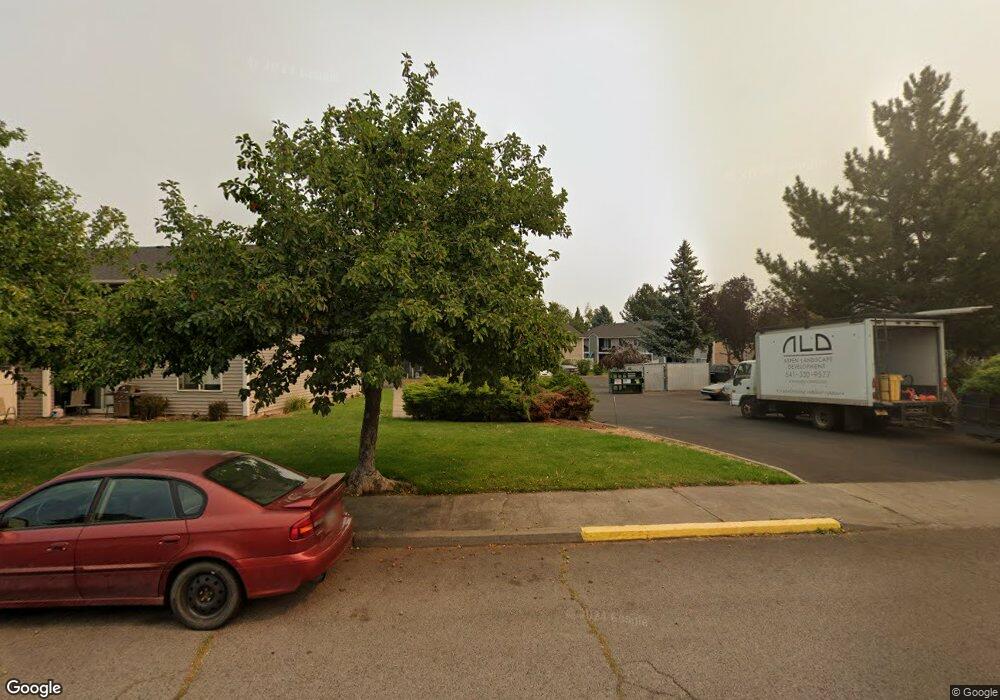 64 NE Lotus Dr, Bend, OR 97701 - photo 1