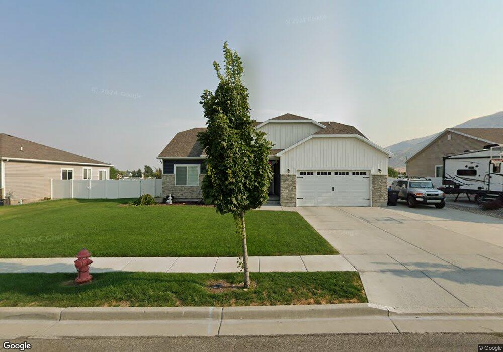 1261 E 330 S, Hyrum, UT 84319 - photo 1