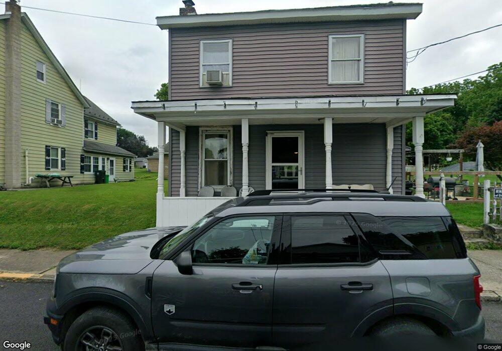 611 Penn St, Bath, PA 18014 - photo 1