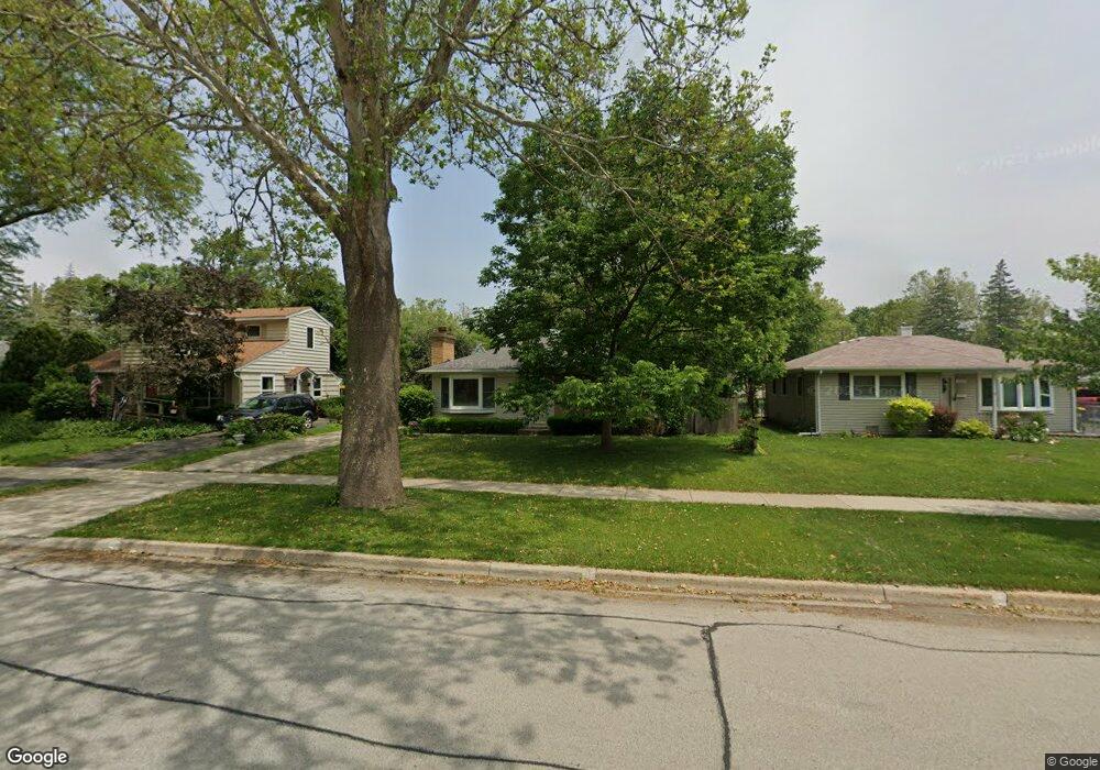 3604 Meadow Dr, Rolling Meadows, IL 60008 - photo 1