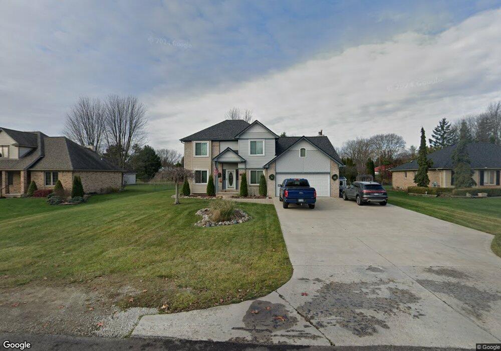 3057 Lindsay Ln, Port Huron, MI 48060 - photo 1