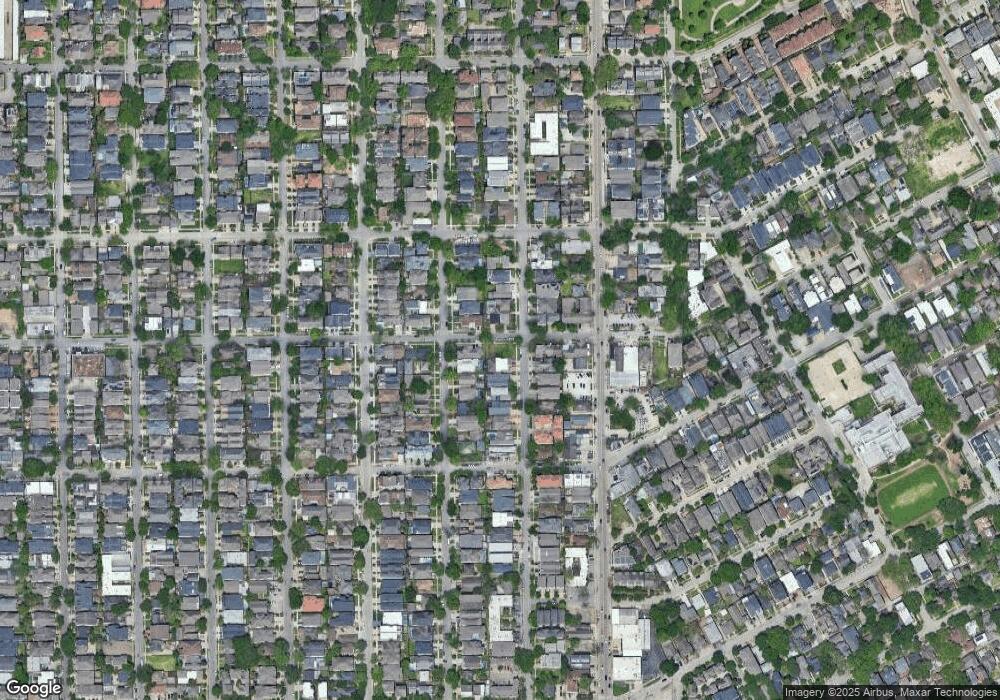 2002 Park St unit 1/2, Houston, TX 77019 - photo 1