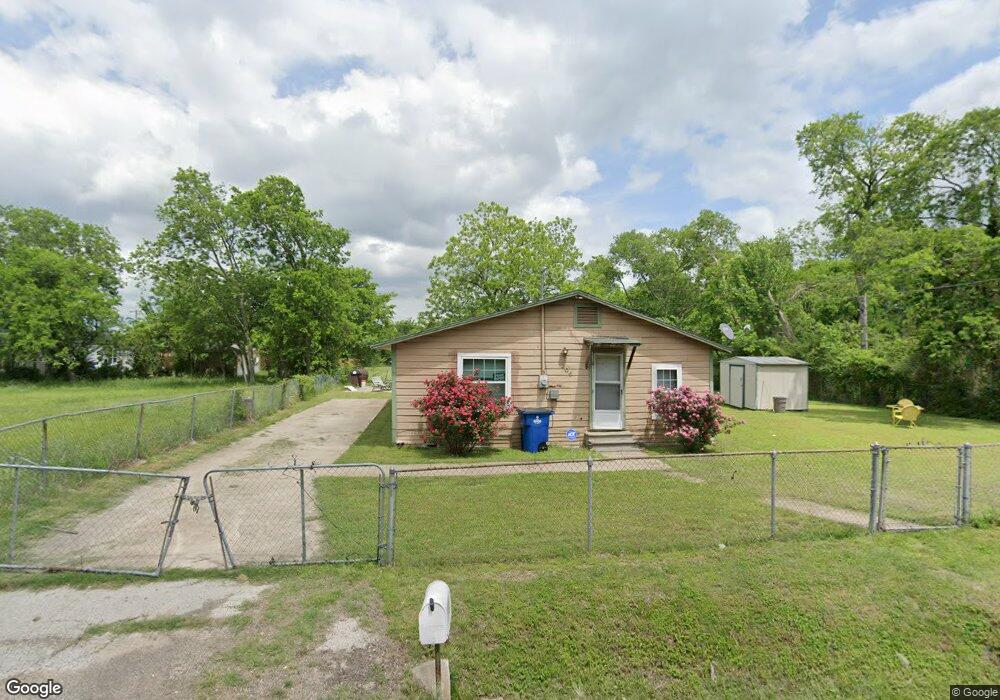 1206 Daffan Ave, Ennis, TX 75119 - photo 1