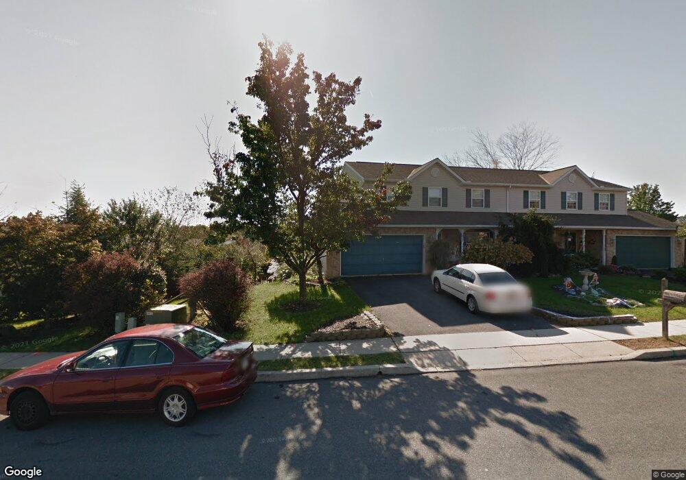 1041 Georgetown Dr, Reading, PA 19605 - photo 1