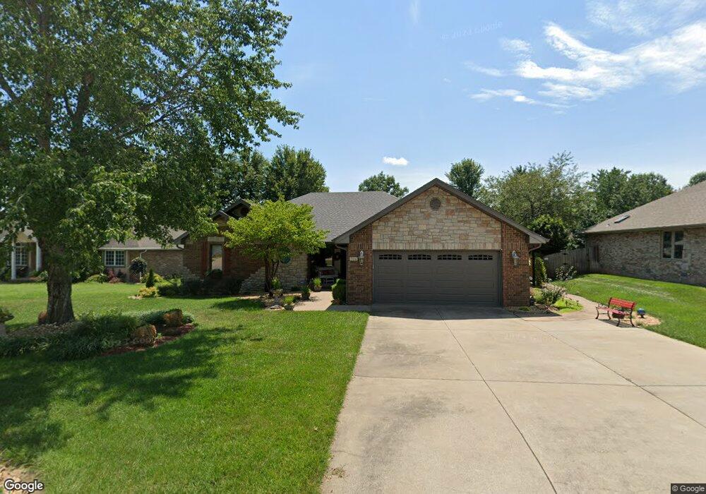 704 E Bennett Ct, Nixa, MO 65714 - photo 1