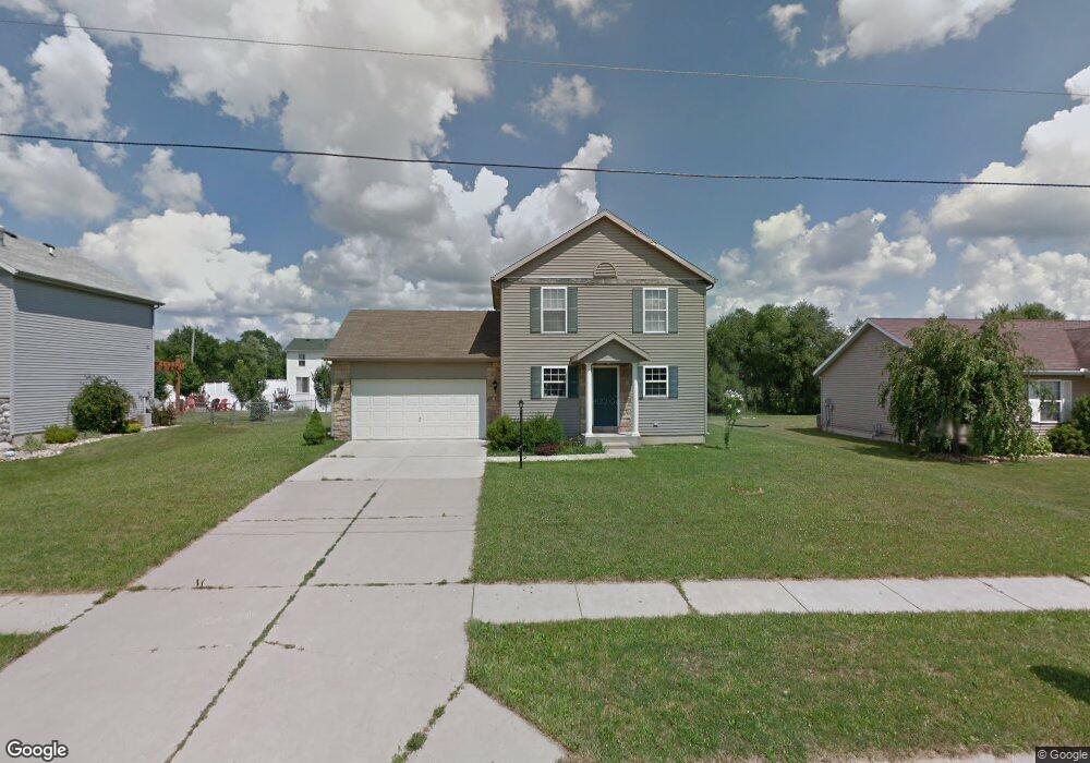 305 Pleasant Acres Dr, Nappanee, IN 46550 - photo 1