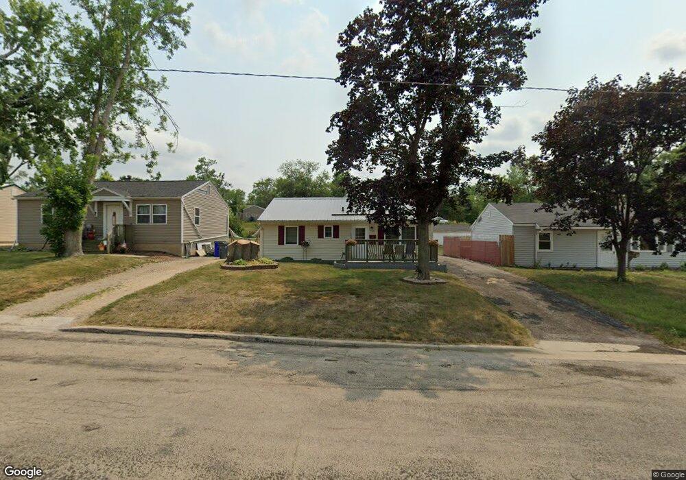 2455 8th Ave SW, Cedar Rapids, IA 52404 - photo 1