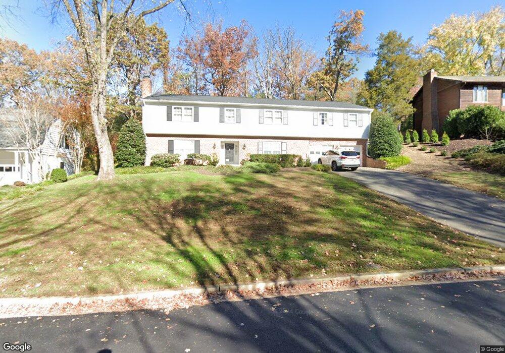 1718 Hollinwood Dr, Alexandria, VA 22307 - photo 1