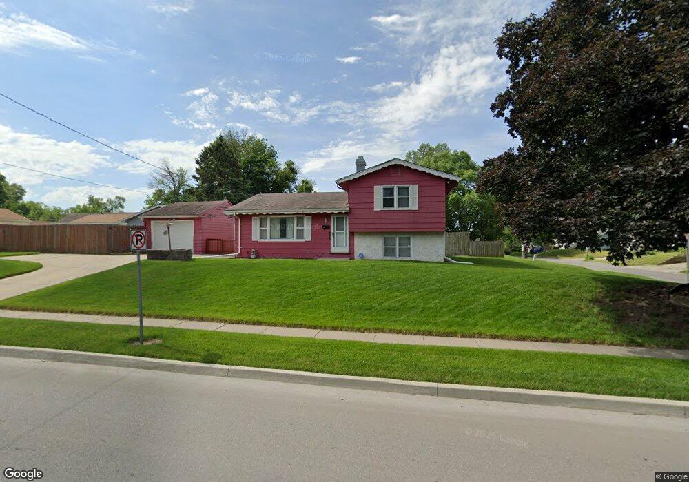 127 Hull Ave, Des Moines, IA 50313 - photo 1