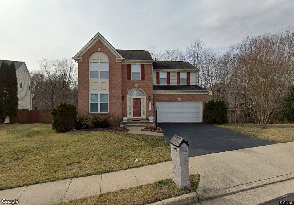 5993 Tapestry Dr, Woodbridge, VA 22193 - photo 1