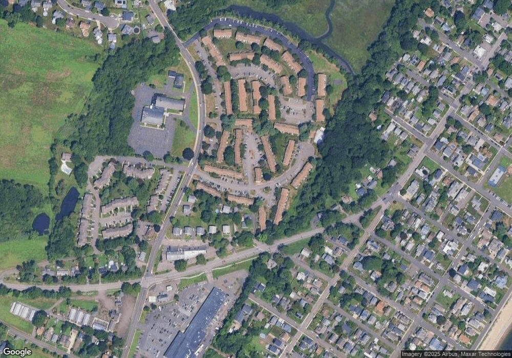 28 Salem Walk, Milford, CT 06460 - photo 1