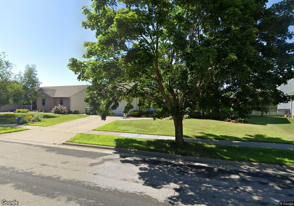 1008 Eastwood St, Holmen, WI 54636 - photo 1