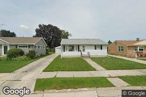 2834 Wedemeyer St, Sheboygan, WI 53081